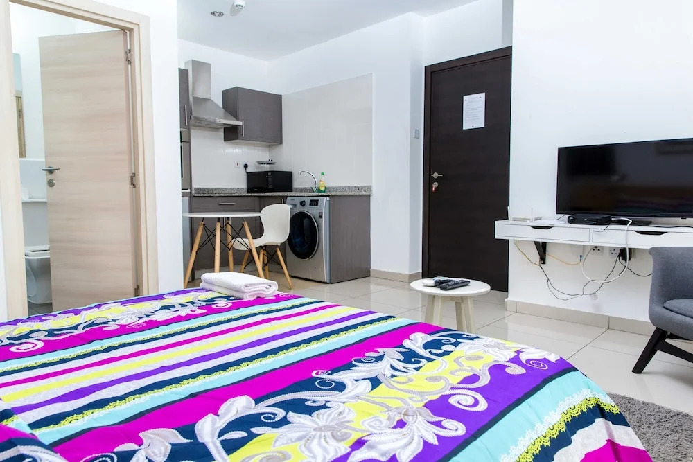 Royalty Apartments