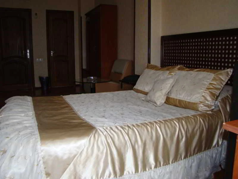 Nur Hotel