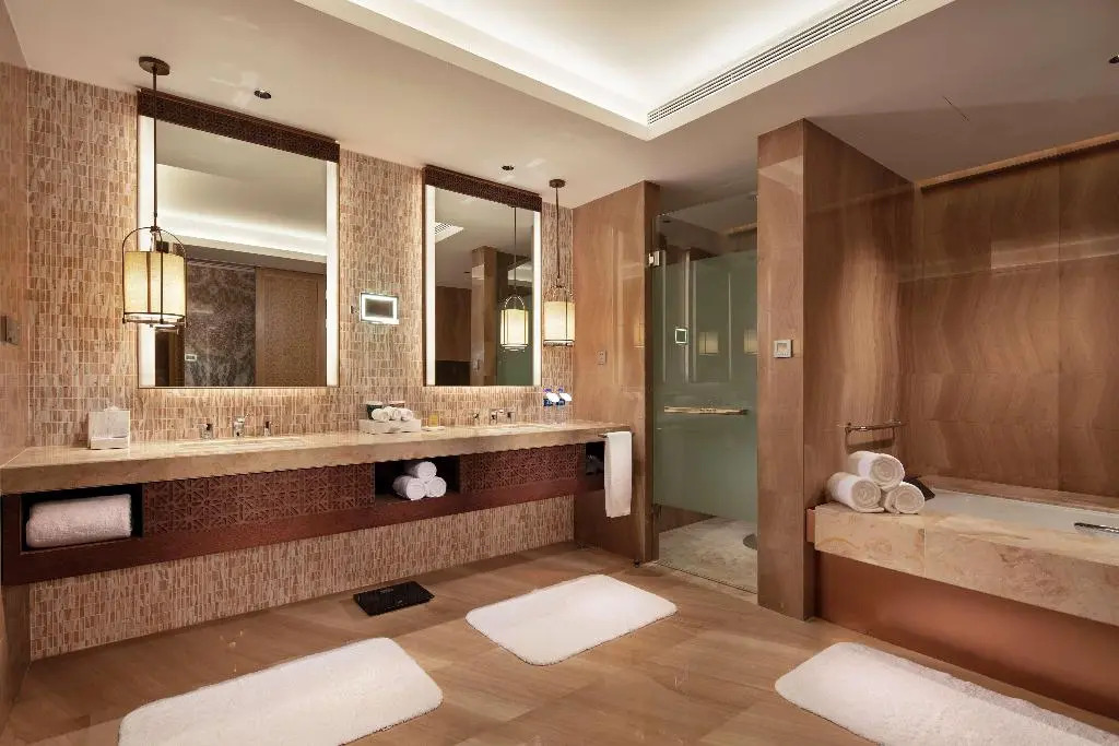 DoubleTree by Hilton Huidong Resort
