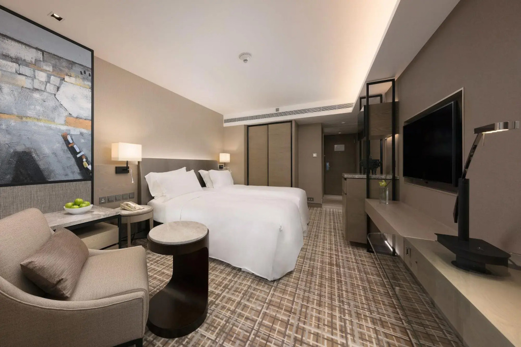 New World Millennium Hong Kong Hotel