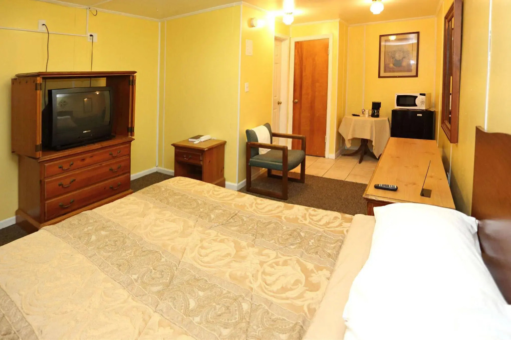 Bay Inn Hotel