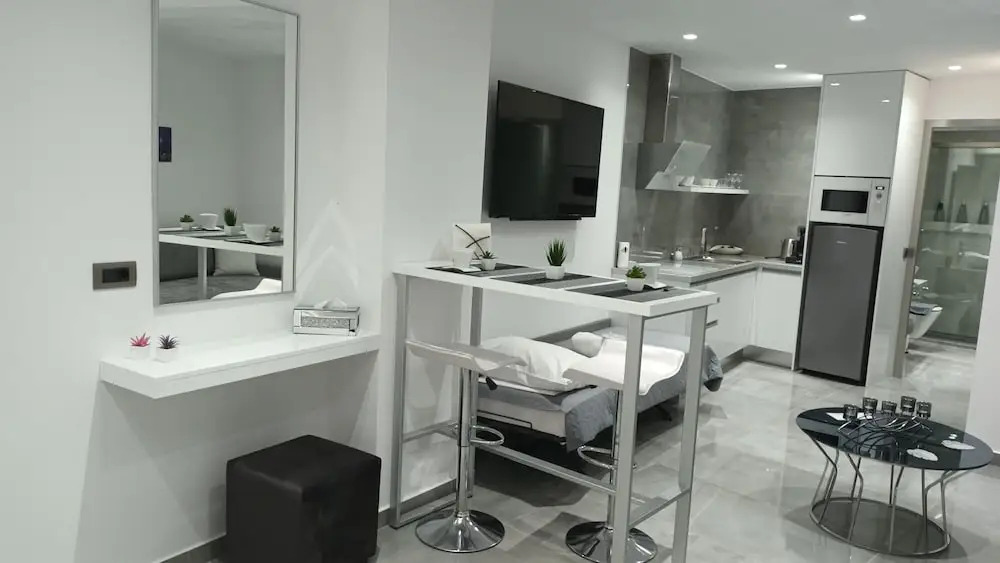 KM LUXURY APART DOWNTOWN