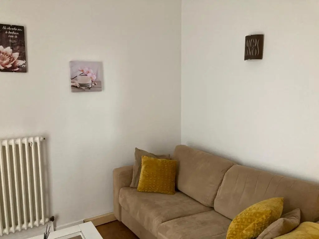 Appart Aux deux Colombes avec Balcon et Garage