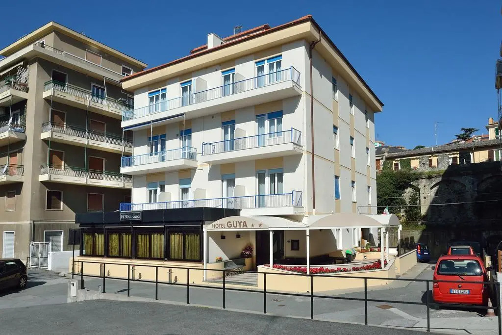 Hotel Guya