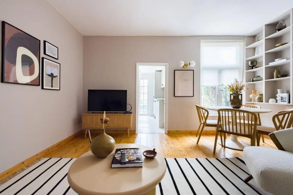 The Finsbury Park Arms - Elegant 2BDR Flat with Garden