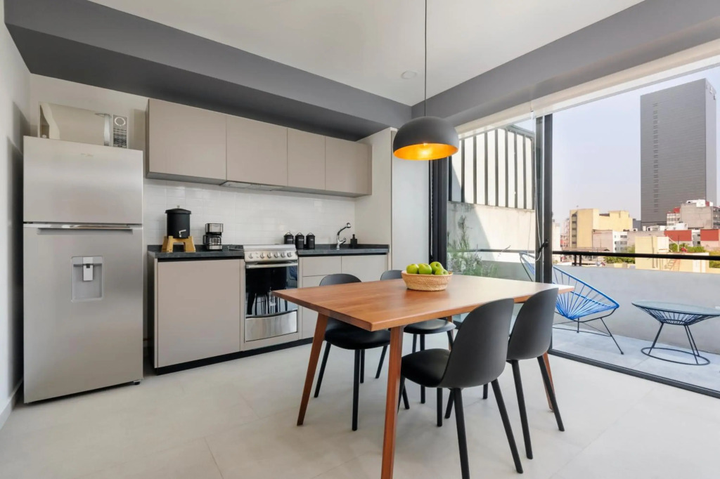 Alcazar Apartments