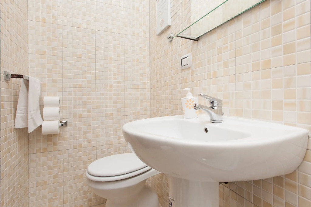 Meltin Rome Guest House