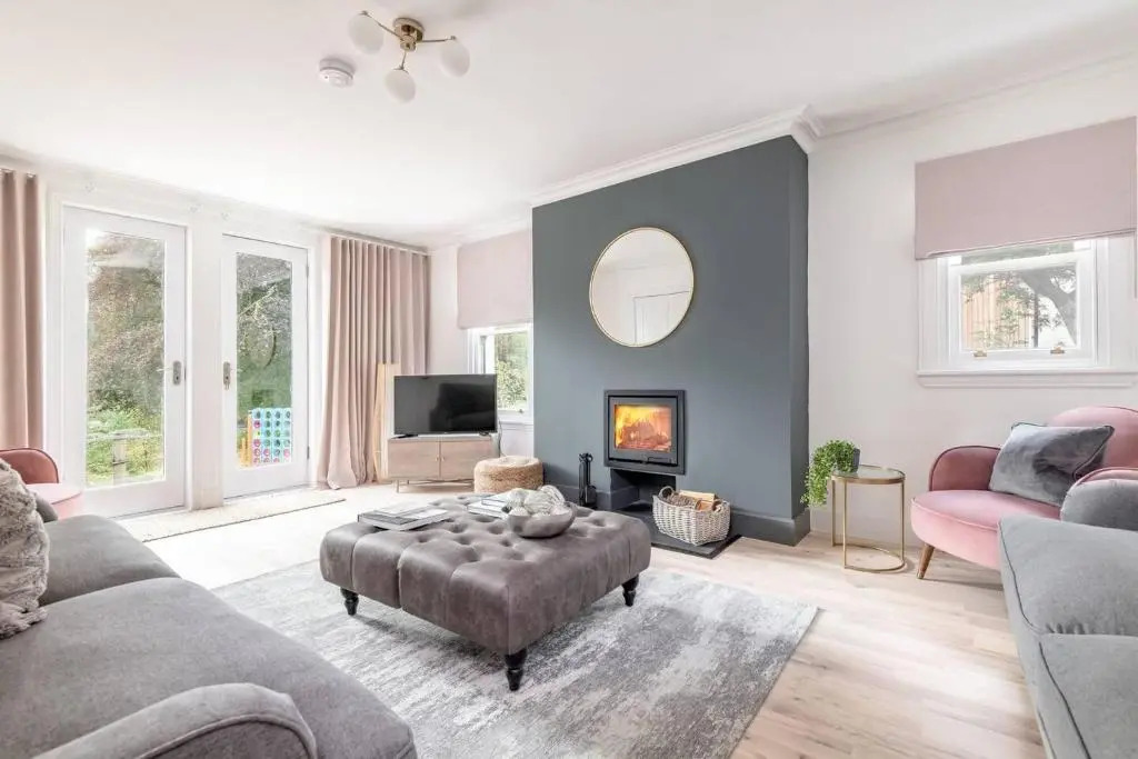Captivating 4-bed House in Killin