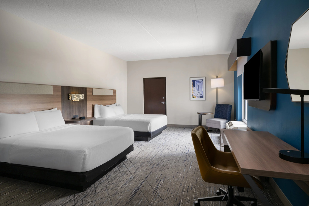 Holiday Inn Express & Suites - Orlando - Southeast by IHG