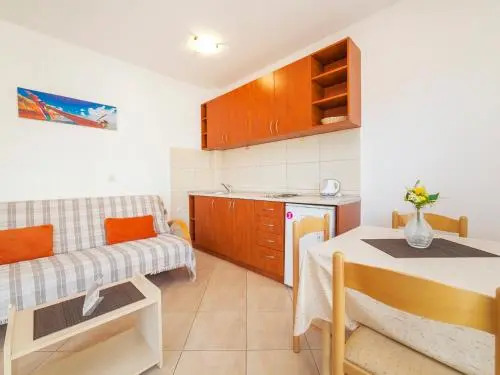 Apartment Orange