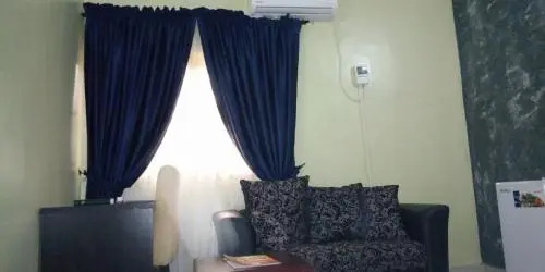 Fingerprints Hotel & Suites
