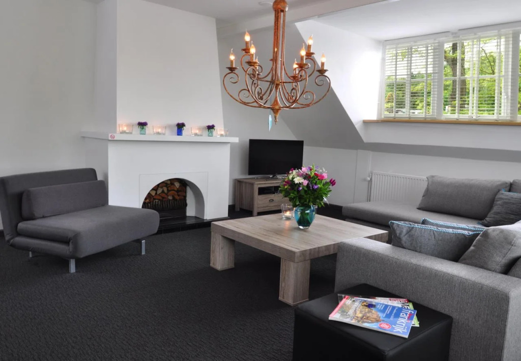 Boutique Hotel Herbergh Amsterdam Airport FREE PARKING