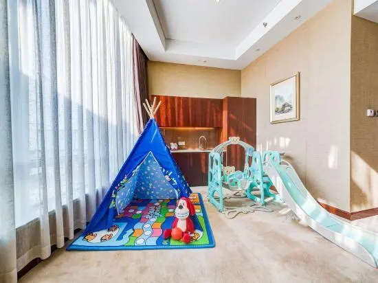 Grand Hotel Qinhuang