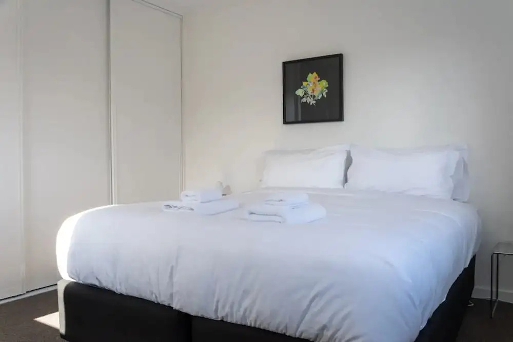 Classic and Cosy 1960's 2 Bedroom Townhouse