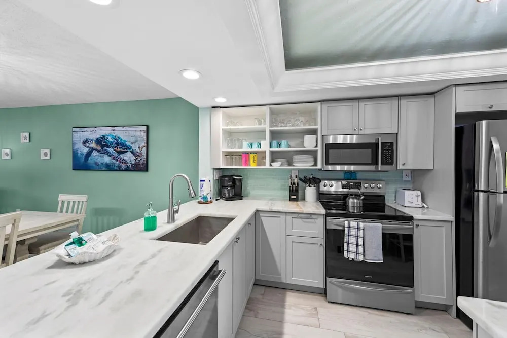 Loggerhead Cay 472 - Beach Front Pet-friendly