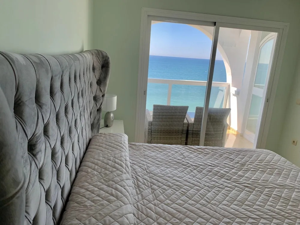 Apartment Aguamarina On The Beach Front