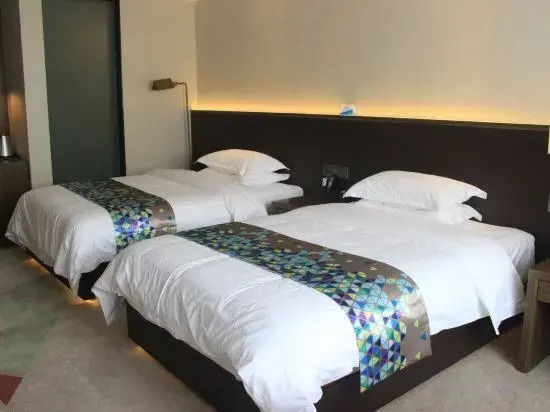 Starway Hotel (Changji Zhongshan Road Huijia Times)