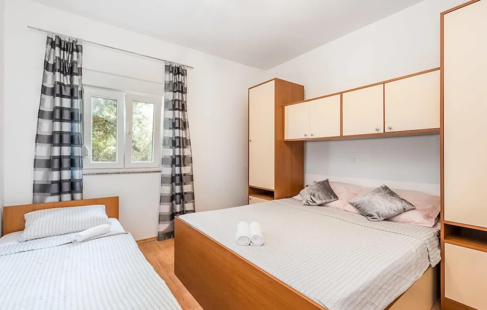Awesome Home in Mandre With Wifi and 1 Bedrooms