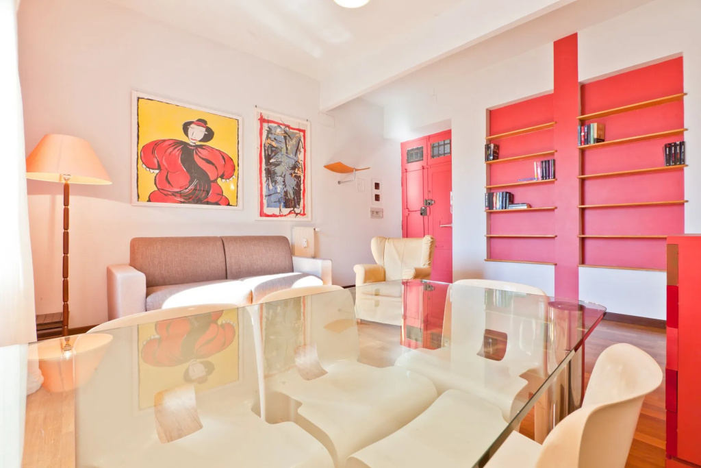 Paola Guest House