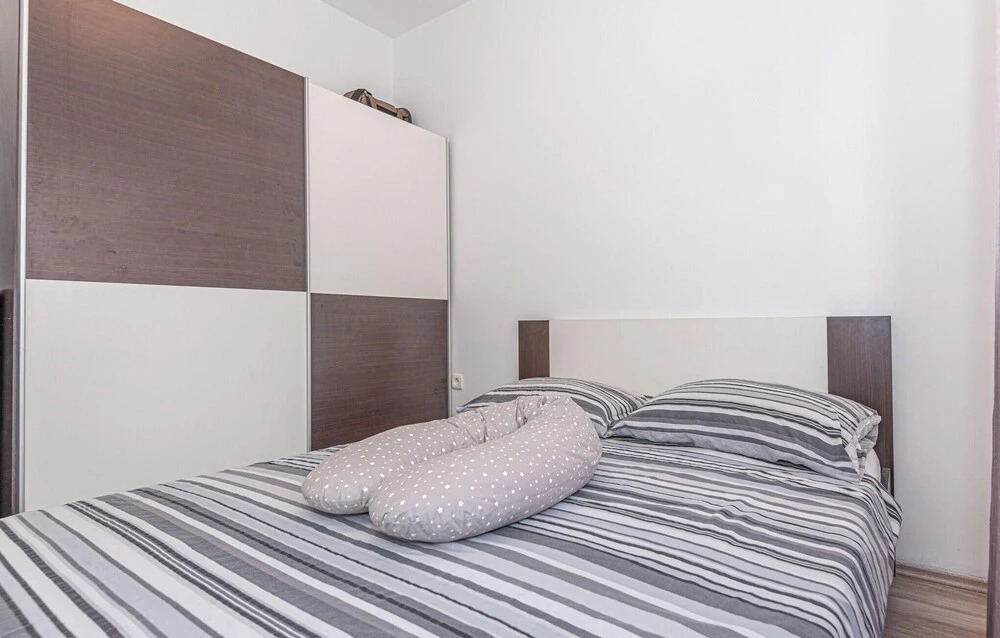 Nice Apartment in Dubrava kod Sibenika With Outdoor Swimming Pool, Wifi and 1 Bedrooms