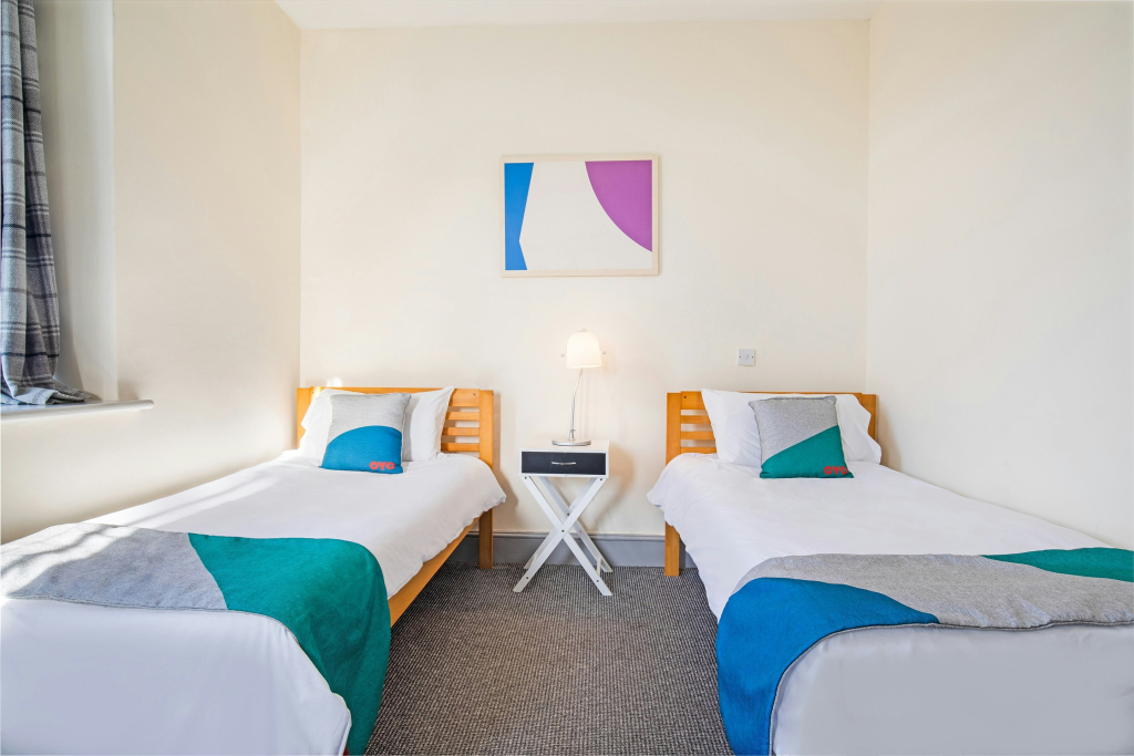 The Green Man Pub and Hotel by OYO