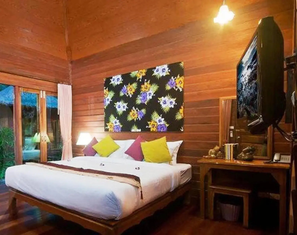 Lipa Bay Resort