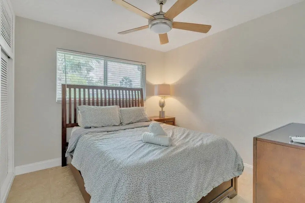 Shangri-la 3 Bedroom Home by RedAwning
