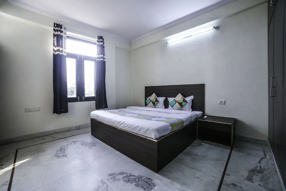 OYO Home 16420 Cosy 2BHK