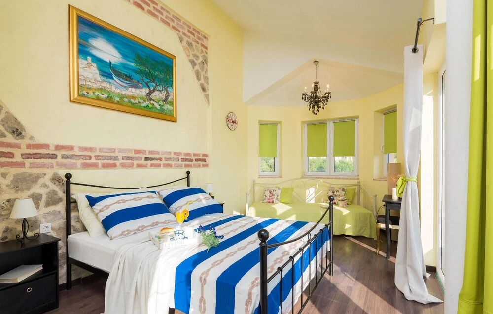Awesome home in Sibenik w/ Outdoor swimming pool and 4 Bedrooms