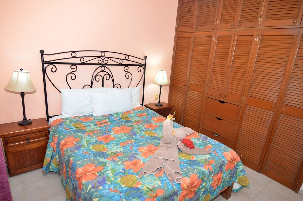 Apartment 1BR w balcony Rinconada Del Sol