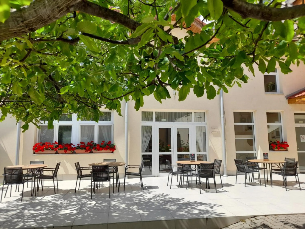 Hotel Platan