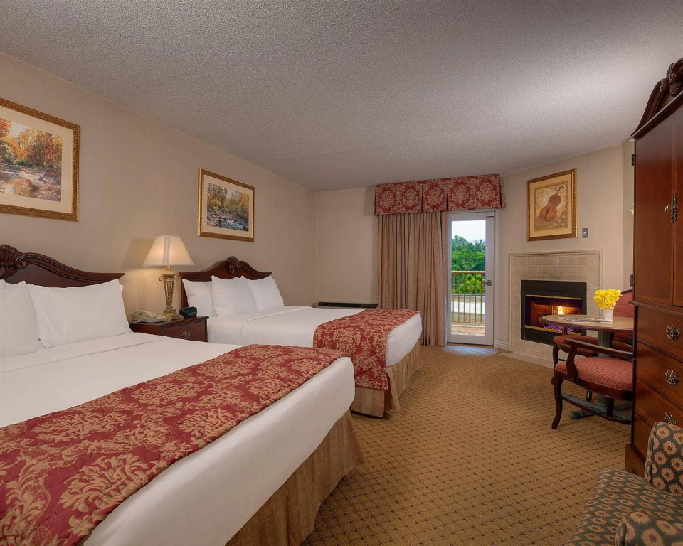 Music Road Resort Hotel and Inn