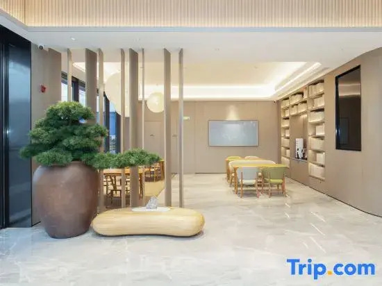JI Hotel (Guigang Pingnan Jiangbei Park)