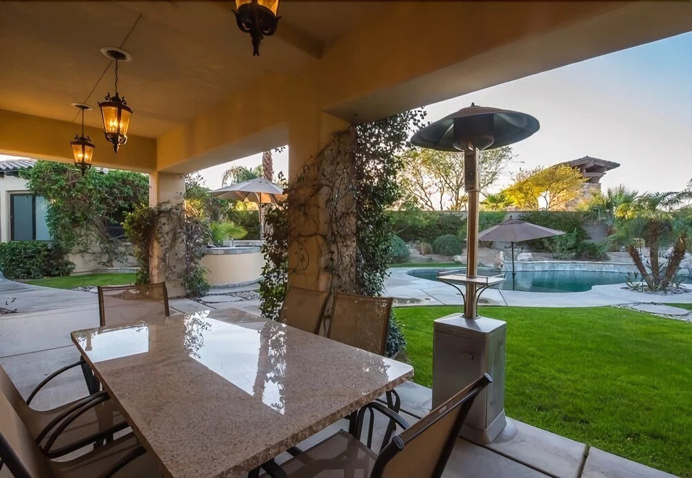 Stagecoach Luxury Four Bedroom Home