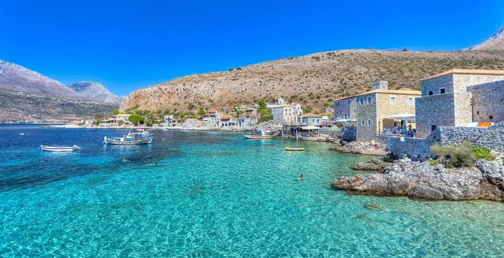 Selinitsa Stone Residence - Mani Poolside Retreat
