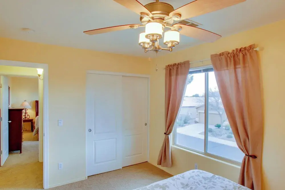 Patio & Community Perks! San Tan Mountain Retreat