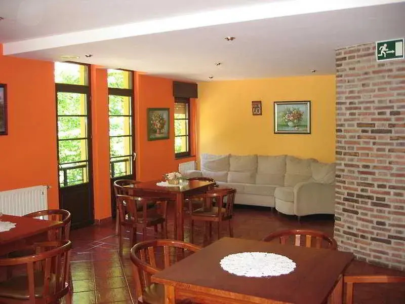 Hotel Benzúa