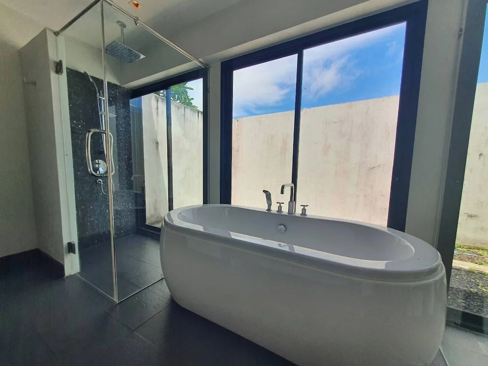 Blu Village Pool Villa