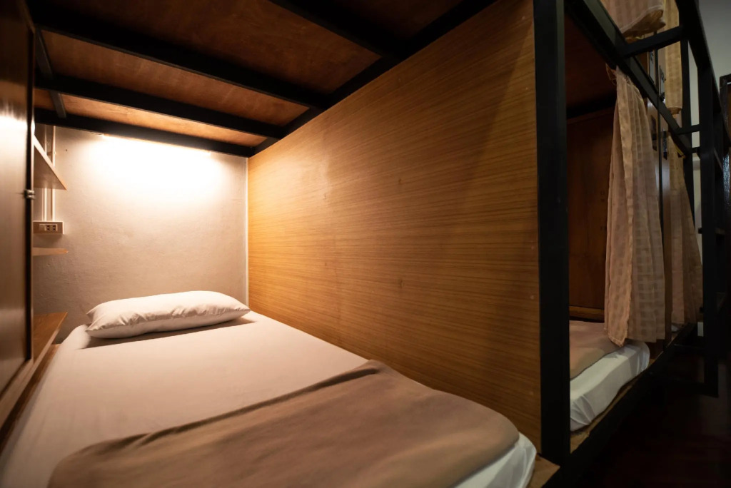 OYO 612 Hansa Hostel