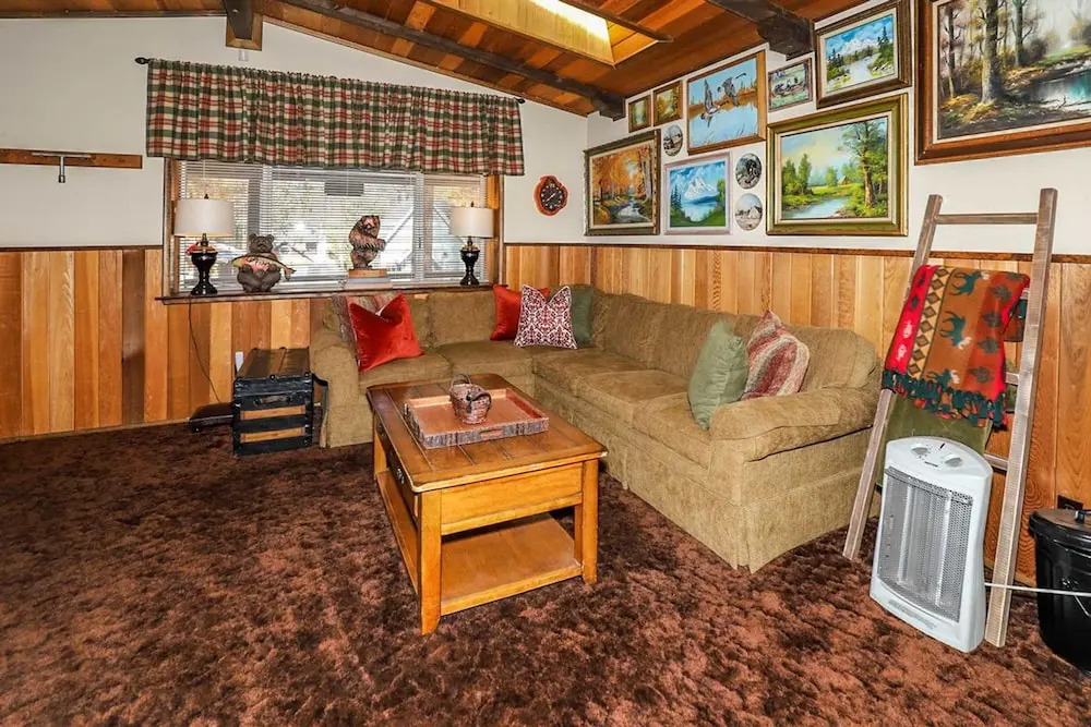 Moonridge Cottage-1817 by Big Bear Vacations