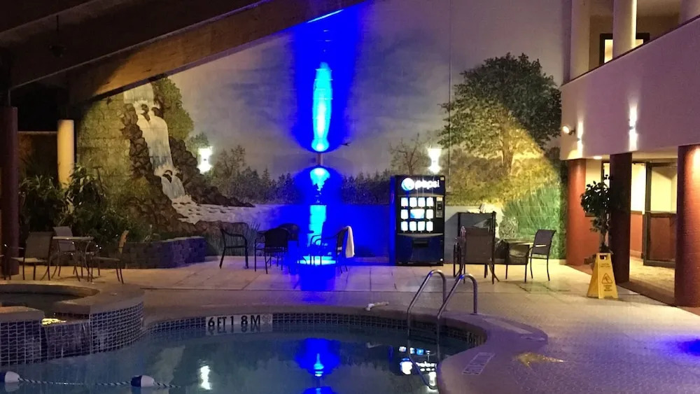 Grand Prairie Hotel