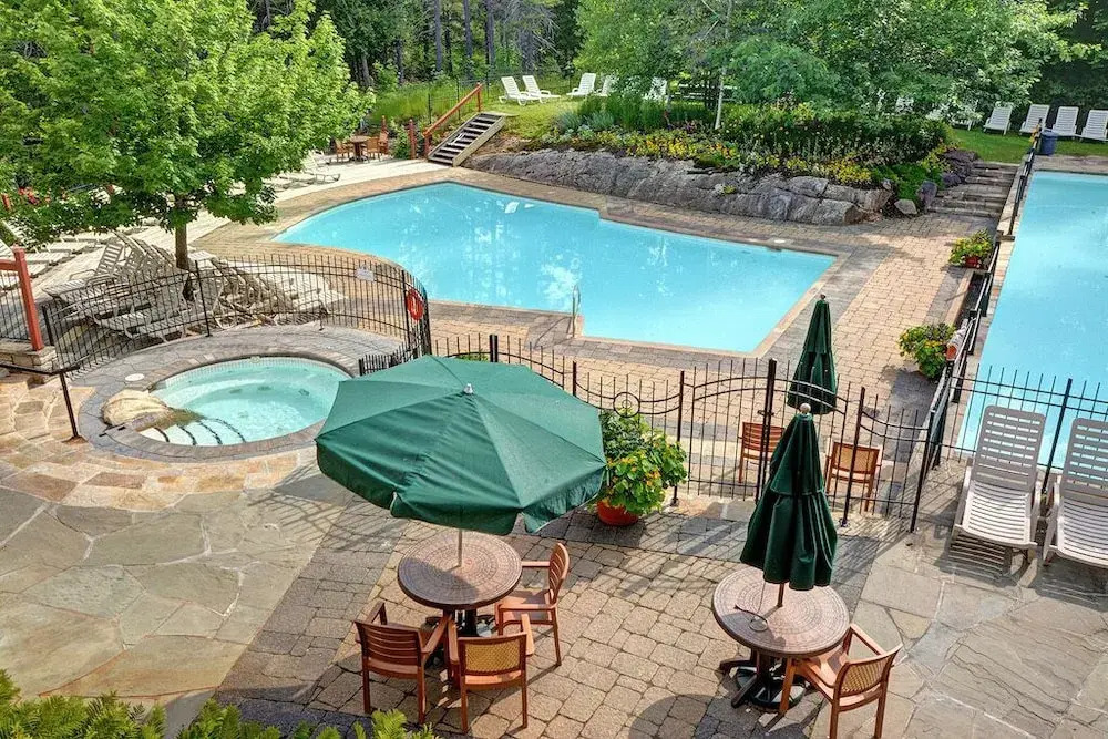 Les Eaux 227-1 by Escapades Tremblant