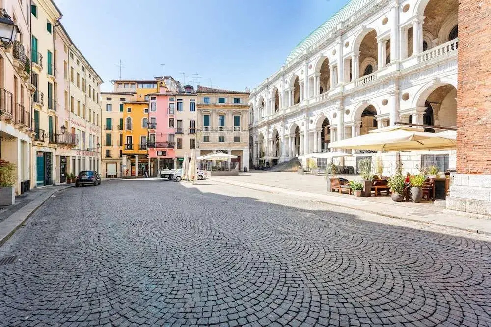 Civico 34 Central Flat