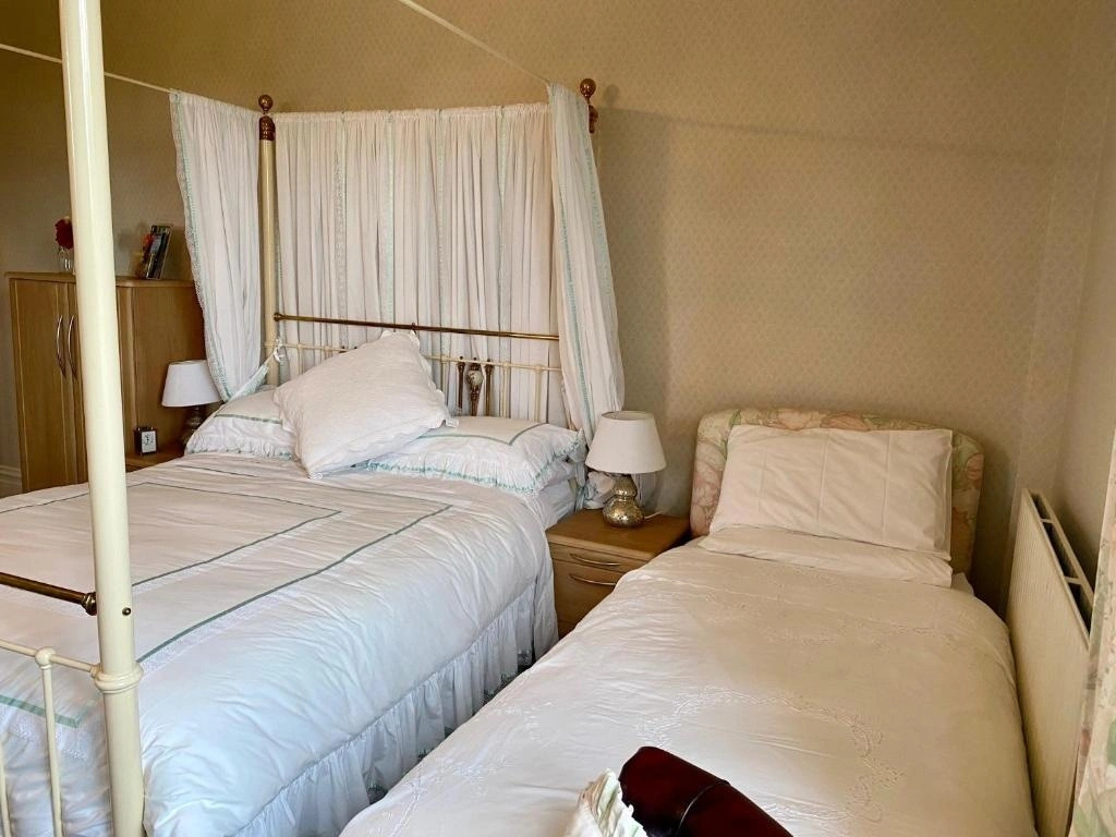 Golborne Manor Bed and Breakfast