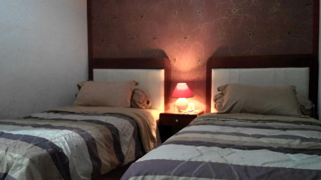 RH Hotel