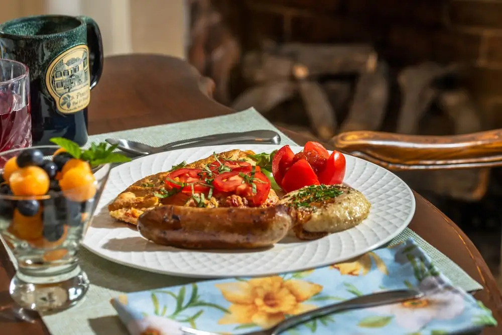 Pinecrest Bed & Breakfast