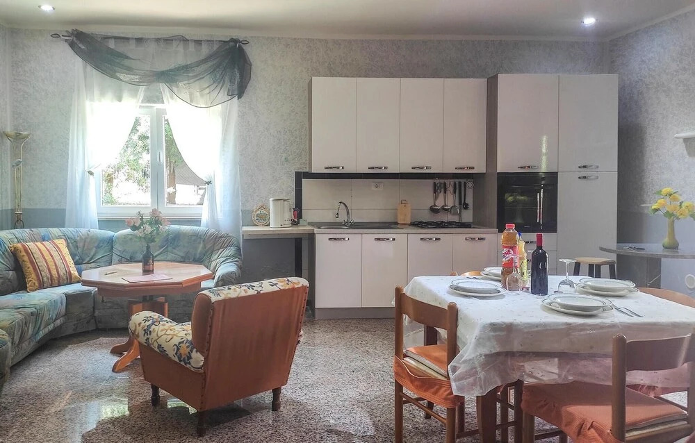 Stunning Apartment in Partinico With Wifi and 3 Bedrooms
