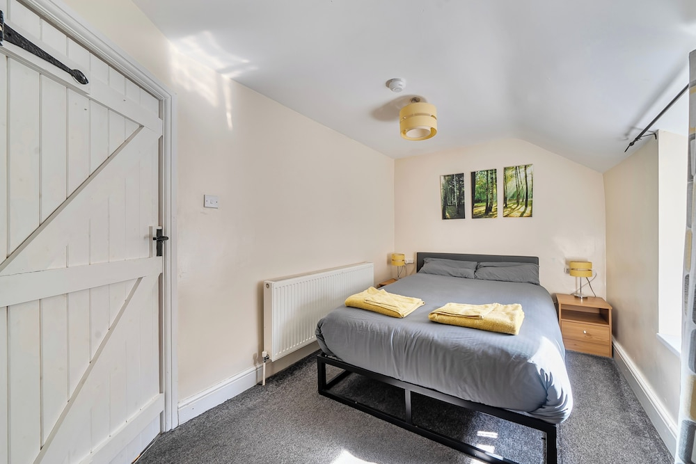 Sea View Cottage Near Snowdon & Coastal Trails