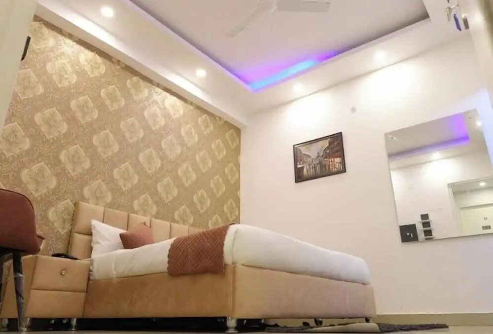 Leluxe Boutique Hotel