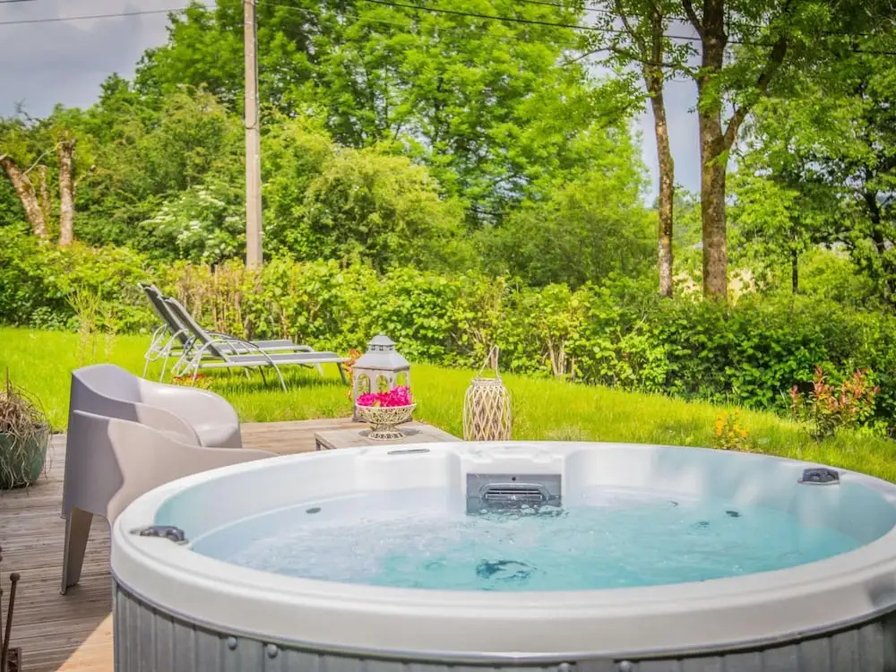 Holiday Home in Ferrieres With Garden